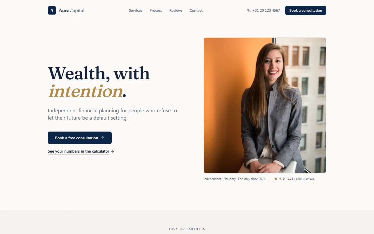 Homepage of the Aura Capital financial planning website, headline Wealth with intention